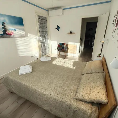 Lägenhet Butterfly In Suna With Garage