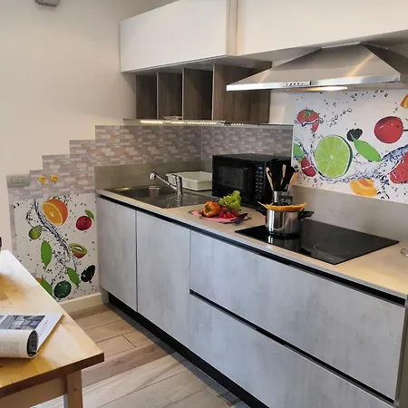 Butterfly In Suna With Garage *