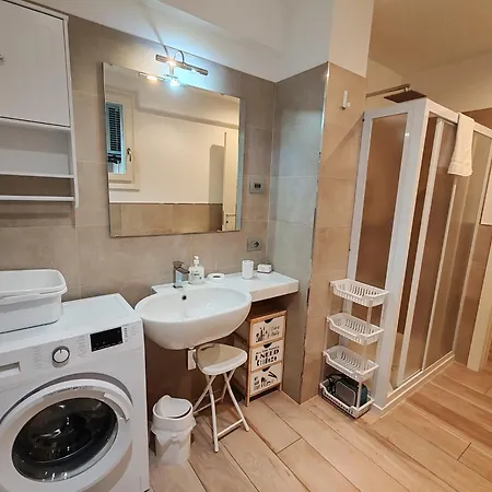 Butterfly In Suna With Garage *