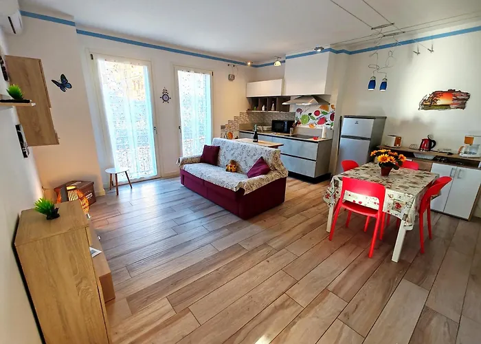 Butterfly In Suna With Garage