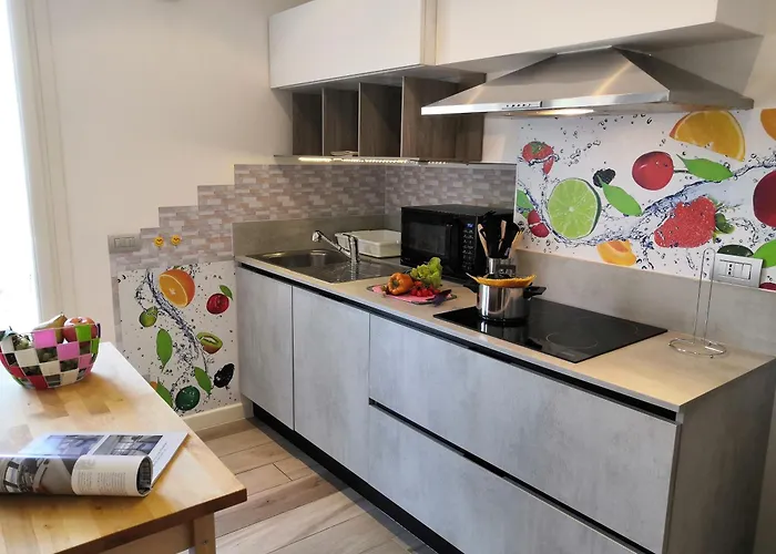 Butterfly In Suna With Garage *