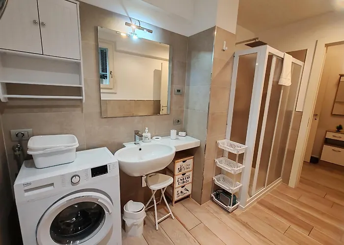 Butterfly In Suna With Garage *