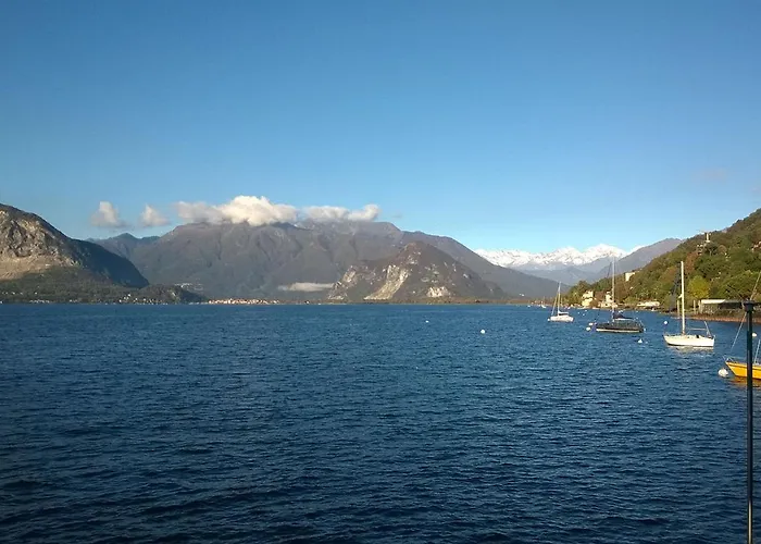 Butterfly In Suna With Garage Apartman Verbania