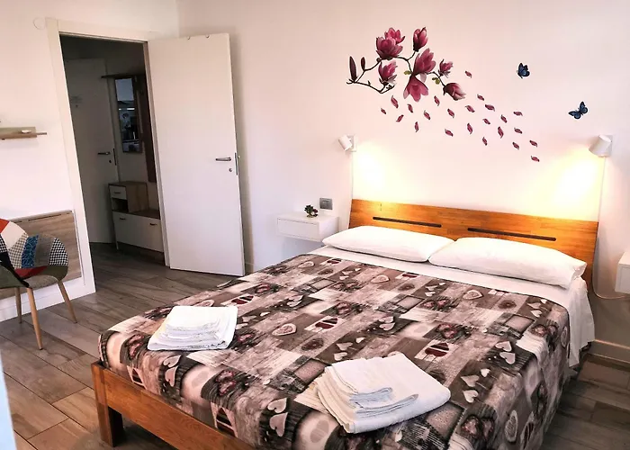 Butterfly In Suna With Garage Apartman